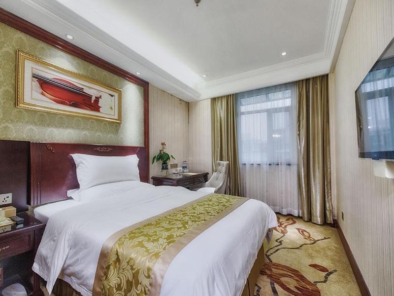 Vienna 3 Best Hotel Wuhan Taibei Road ภายนอก รูปภาพ