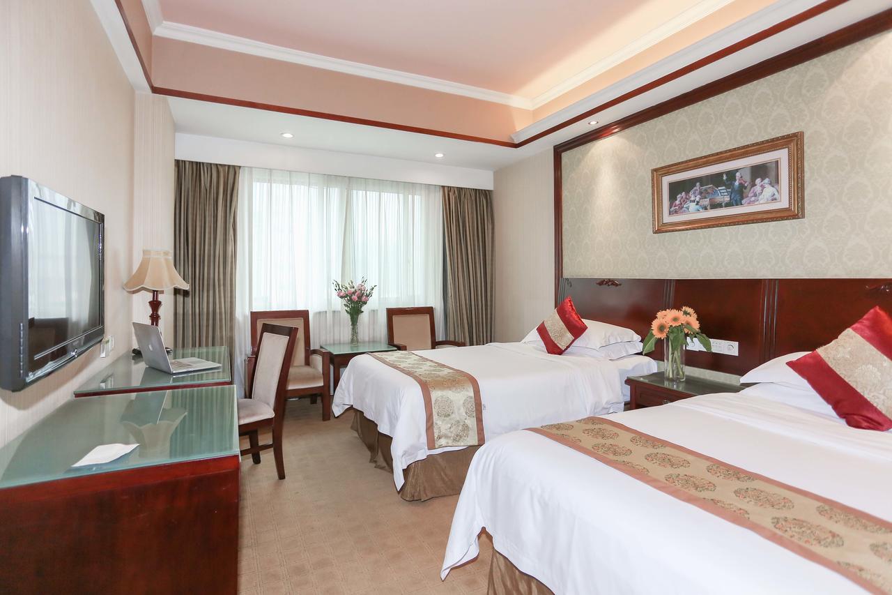 Vienna 3 Best Hotel Wuhan Taibei Road ภายนอก รูปภาพ